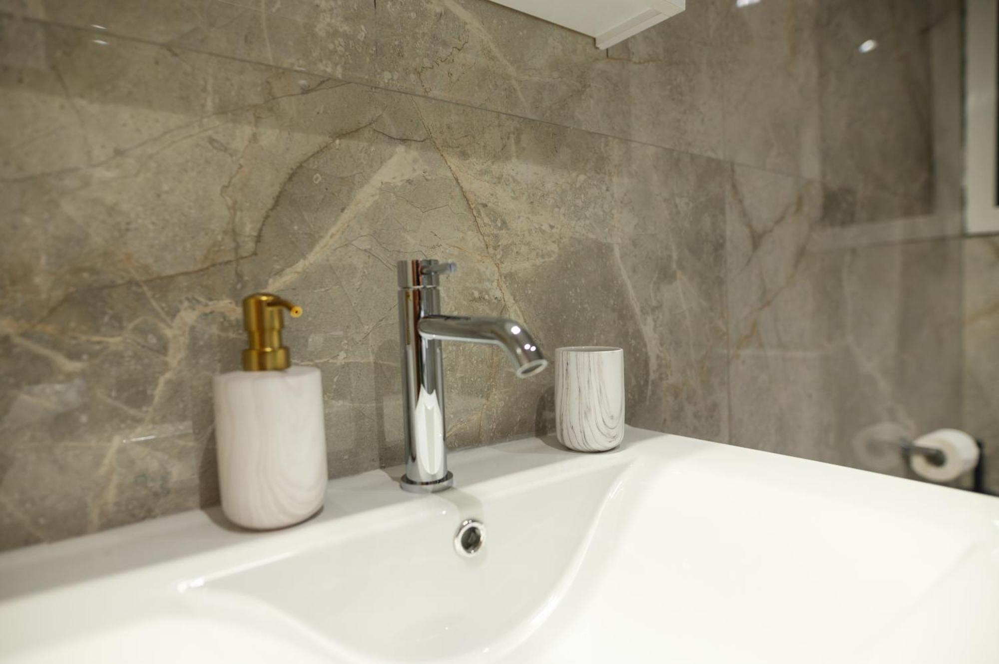 Ancient Forest Suite By Heeaven'S Hall Luxury Suites Alexandroupoli Esterno foto